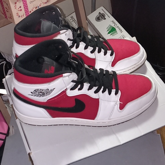 Jordan retro 1s 1989 Version - Picture 2 of 5